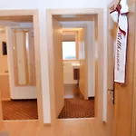 Haus Edring Apartament Tux