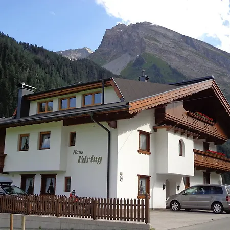 Haus Edring トゥクス